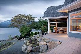When it comes to custom retractable screens for your property, our team of experts have years of experience. Phantom Motorized Screens Motorized Retractable Screens Minnesota