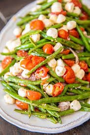 Italian Green Bean Salad Quick And Delicious Side Dish Green Beans Tomatoes Garlic Olive Oil Prosciutt Green Bean Salads Green Beans Italian Green Beans