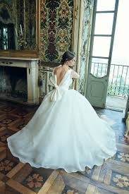 Enjoy some magic moments from the backstage of the adv campaign of giuseppe papini 2020 bridal. Elementi Collection Giuseppe Papini