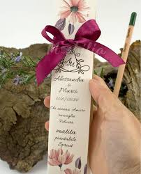 Non è necessario che sia un bonsai o una pianta grassa. Bomboniera Matita Da Piantare Stampa Personalizzata Monogramma E Fiori Mobilia Store Home Favours