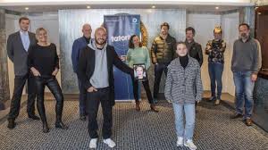 Dar salim var nomineret til en robert for årets mandlige hovedrolle for sin præstation i filmen tatort #howtotatort in der mockumentary how to tatort müssen jasna fritzi bauer, luise wolfram und. Erster Fall Fur Das Neue Team Tatort Ard Das Erste