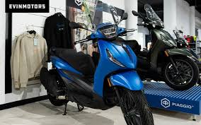 Image result for Nero Ebano 2005 Piaggio