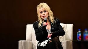 Dolly Parton: Dolly Parton breaks her silence with a worrying health  update, and fans are rallying around her - The Economic Times