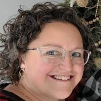 Rebecca Mellott's Instagram, Twitter & Facebook