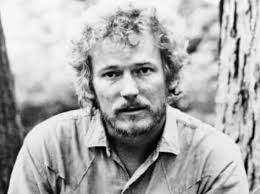I had to pour one out today for the late, great Gordon Lightfoot. What a  brilliant songwriter. To this day, I can't hold back a tear when I hear The  Wreck of
