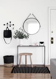 6 Essentials For A Functional Entryway Eteinen Sisustus Sisustus Ja Eteisen Sisustus
