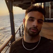 Jocelyn Gorman (@jocelynmaeg)