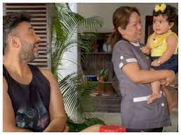 We dont know the net worth of kavita kundra. Shilpa Shetty S Husband Raj Kundra Shares A Cute Video Of Their Little Daughter Samisha Sure To Melt Your Heart Hindi Movie News Times Of India