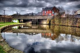 Liverpool stay sixth, two points behind west ham in fourth. Lock 54 Under Hall Street Bridge No 99a On The Leeds Liverpool Canal At Ewood In Blackburn Uk Hdr By Inkedsandra Visiting England Canal Street