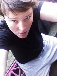 Kaden Tyler Burnett (@smellsof_updog)