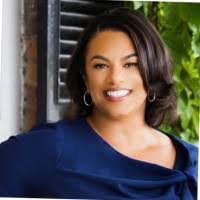 Kim Mabry's Instagram, Twitter & Facebook