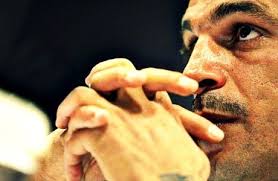 Για να είσαι πάντα μπροστά, ακολούθησε τον κόσμο του fthis.gr: Ntemhs Nikolaidhs Otan O Prwtoporos Egine Royfianos Contra Gr