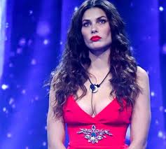 La modella sarà informata quanto prima dalla produzione del gf vip. Dn Fpbfzxxgyum