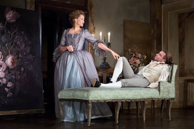 Review: 'Les Liaisons Dangereuses' Uses Sex as a Weapon - The New York Times