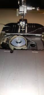 How To Thread Your Sewing Machine - The Ruffled Purse®