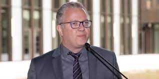 Sa qualité de vie ! Le Maire De Saint Denis Il Ne Faut Pas Enterrer Le Rapport Borloo