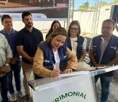 Prefeita Tacyana Leitão assina ordem de serviço para construção da base do  Samu de Bayeux