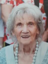 Death Notice of Beatrice Betty Wallace (née Muir) (Roscrea, Tipperary)