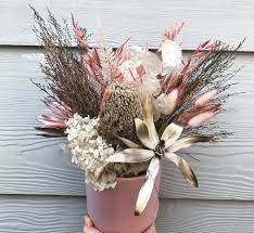 How do you arrange artificial flowers in a small vase? Dried Flower Vase Arrangement Flower Vase Arrangements Dried Flowers Dried Flower Arrangements