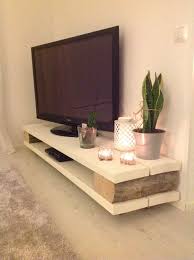 Diy Tv Taso Ala Ja Ylatason Lankut On Maalattu Liljan Valkoisella Kookomaalil Ala Diy Fer Deco Salon Recup Rangement Fait Maison Deco Salon Cocooning