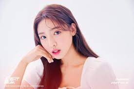 They will make their debut on june 10, 2021 with the single vanilla. Lightsum ë¼ìž‡ì¸ On Twitter Profile Photo ì´ˆì› Chowon Lightsum ë¼ìž‡ì¸ ì´ˆì› Chowon ãƒãƒ§ã‚¦ã‚©ãƒ³ éœ„ç'—