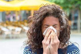 How To Tell The Difference Between Hay Fever And The Common Cold