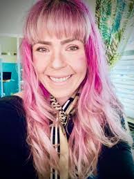 Jessica Morlock's Instagram, Twitter & Facebook