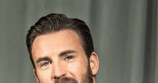 Življenje Chrisa Evansa niti slučajno ni podobno pravljici