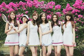 Lagu dengan musik riang ini menceritakan tentang perasaan cinta . Lirik Lagu Gfriend Distance Wattpad