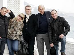 Le coup de sang de jean jacques peroni dans les grosses têtes en folie rtl rtl. Mort De Pierre Benichou Steevy Boulay Florian Gazan Christine Bravo Michele Bernier Les Grosses Tetes Lui Rendent Hommage Femme Actuelle Le Mag