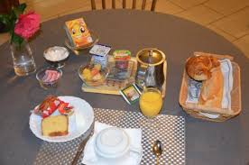 Hotel Le Week End Hotel 8 Lieu Dit Pont Du Chatel 29260 Plouider Adresse Horaire