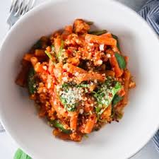 Place the ground turkey, vegetables, pasta, broth and soup in the instant pot. 5 Ingredient Instant Pot Ground Turkey Red Lentil Penne Tipps In The Kitch