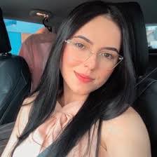 Beatriz Sousa's Instagram, Twitter & Facebook