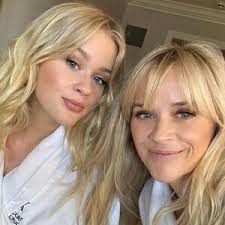 Mamahune's Tiki Bar & Restaurant