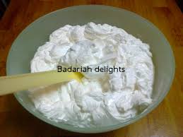 Ini resep frosting buttercream vegan sederhana dan mudah dilakukan dengan tip untuk menggunakan frosting vegan dan ide makanan penutup lainnya. Resepi Buttercream Sedap Dan Tak Muak Copd Blog G