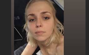 Julie van den steen's source of wealth comes from being a tv show host. Julie Van Den Steen Reageert Snedig Op Negatieve Commentaar Ze Zullen Vast Zeggen Dat Het Fake Is Nieuws365