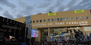 Manes se graduó de médico en la facultad de medicina de la universidad de buenos aires (uba), argentina, y de master en sciences en la universidad de cambridge, inglaterra. 503