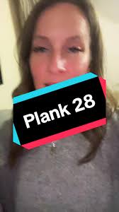 4 Minutes Plank 10 Days Before and After