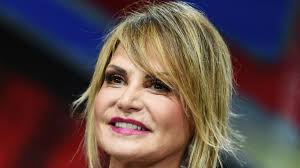 They have two children together. Simona Ventura Eta Altezza Peso Ex Marito Figli Figlia Adottiva Compagno