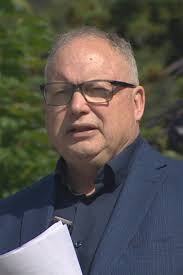 N.L. sending mediator to deal with heat between Victoria town council and  volunteer fire department