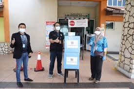 We did not find results for: Mbsa On Twitter Weloveshahalam Staysafestayhome Hari Ini Pihak Mbsa Telah Memberi Sumbangan Face Mask Kepada Klinik Kesihatan Seksyen 19 Shah Alam Bagi Keperluan Para Petugas Barisan Hadapan Mereka Https T Co Q4oqrgyguz