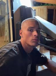 What Haircut Does Marlin Have