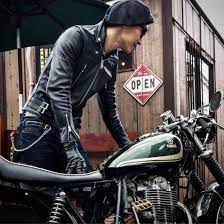 ボード ライダースジャケット のピン