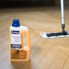 Comment nettoyer un parquet flottant. Entretien Brillant 2 En 1 Pour Parquets Et Sols Stratifies Starwax Produits D Entretien Maison