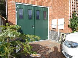 We did not find results for: Moss Green Steel Side Hinged Garage Door Modern Garage Sonstige Von The Garage Door Centre Houzz