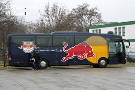 It was formed out of the ssv markranstädt. Foto Mannschaftsbus Von Rb Leipzig Die Roten Bullen Kommen Bilder Von Rb Leipzig Turus Net Magazin