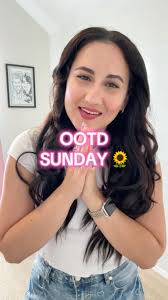 Nuevo look para recibir los 34 💖🌻 #ootds #fyp #ootd #subdayvibes #vlog  #latinastiktok #latinainusa #mividaenusa #mexicanainusa #inmywifeyera  #foryourpage #mexicanaygringo #latinaygringo ...