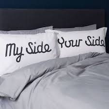 .divertente scherza sempre eurosport / raccolta di frasi divertenti e simpatiche che ti faranno alle federe ci pensa lui. They Need A Third Pillow To Put In The Middle That Says Spoon Zone Cuscini Casa Dei Sogni House