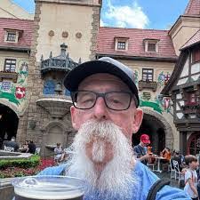 Aaron Vancamp's Instagram, Twitter & Facebook