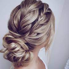 Pin By Valentine Poulain Photograph On Hairs Wedding Inspiration Bridemaids Hairstyles Hair Styles Long Hair Styles